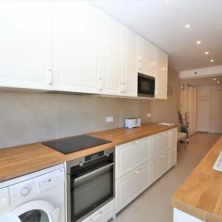 Port Luxury Aura Apartmán *